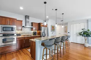 137 Wilson Street, Madison, WI 53703 - Photo 10