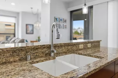 137 E Wilson Street #314, Madison, WI 53703 - Photo 4