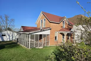 312 Elm St, Endeavor, WI 53930 - Photo 2