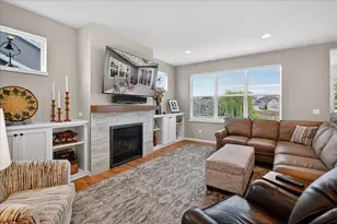307 Galileo Dr, Madison, WI 53718 - Photo 8