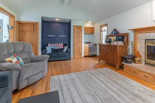 197 Geneva St, Williams Bay, WI 53191 - Photo 4