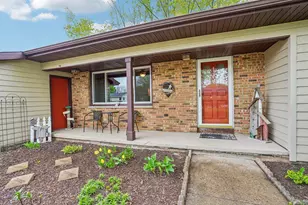 409 Cedar St, Sauk City, WI 53583 - Photo 6