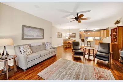 34 Cherokee Circle #103, Madison, WI 53704 - Photo 2
