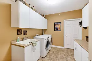 34 Cherokee Cir, Madison, WI 53704 - Photo 30