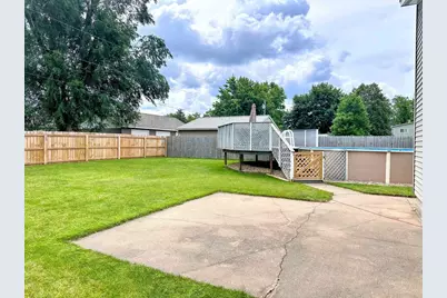 304 State Street, Prairie Du Chien, WI 53821 - Photo 4