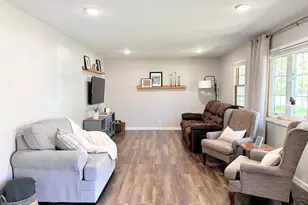 304 State St, Prairie Du Chien, WI 53821 - Photo 10
