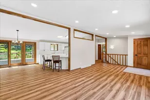 N3977 Meadow Dr, Cambridge, WI 53523 - Photo 8