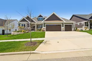 1109 Reese Trl, Waunakee, WI 53597 - Photo 4