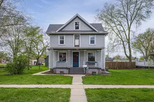 229 Washington St, Sauk City, WI 53583 - Photo 2