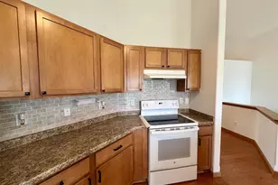 4011 Creekside Dr, Janesville, WI 53548 - Photo 12