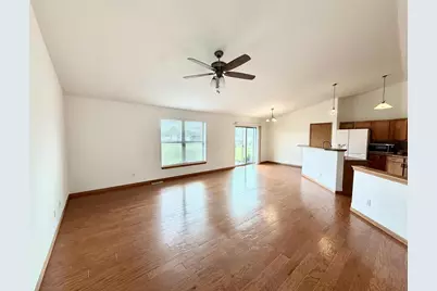 4011 Creekside Drive, Janesville, WI 53548 - Photo 8