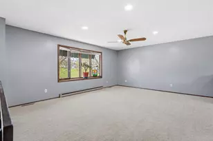 504 Jones St, Mauston, WI 53948 - Photo 8