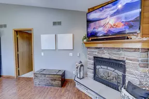665 Galena Ct, Sun Prairie, WI 53590 - Photo 16
