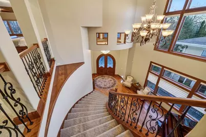 2202 Colladay Point Drive, Stoughton, WI 53589 - Photo 6