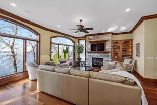 2202 Colladay Point Dr, Stoughton, WI 53589 - Photo 10