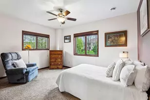 248 Greenway Cir, Deerfield, WI 53531 - Photo 40