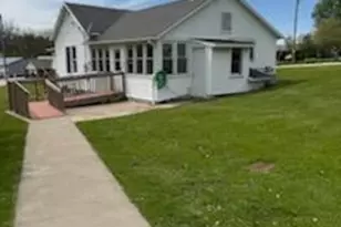 525 Water St, Shullsburg, WI 53586 - Photo 2