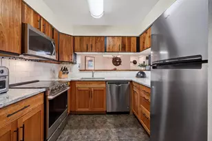 917 Harbor House Dr, Madison, WI 53719 - Photo 16