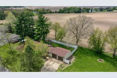N6749 Tippecanoe Trail, Elkhorn, WI 53121 - Photo 14
