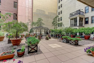 123 Washington Avenue #405, Madison, WI 53703 - Photo 2