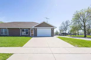 302 Clay St, Cuba City,  53807 - Photo 18