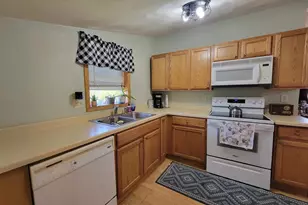 1306 Sharon St, Janesville, WI 53545 - Photo 18