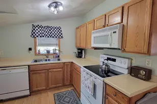 1306 Sharon St, Janesville, WI 53545 - Photo 20