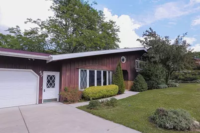 507 Park View Drive, Mount Horeb, WI 53572 - Photo 2