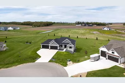 3006 Curtis Court, Sun Prairie, WI 53590 - Photo 6