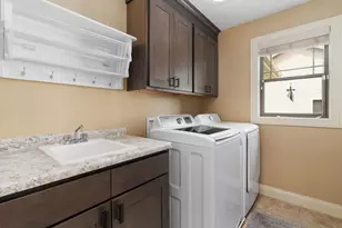 1411 Spahn Dr, Waunakee, WI 53597 - Photo 22