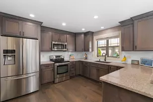 1411 Spahn Dr, Waunakee, WI 53597 - Photo 10