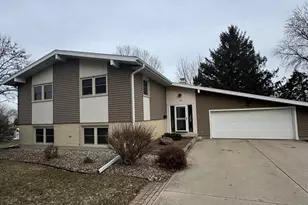 1309 Kuhle Dr, Sun Prairie, WI 53590 - Photo 1