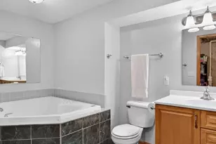 1107 Tara Dr, Sun Prairie, WI 53590 - Photo 30