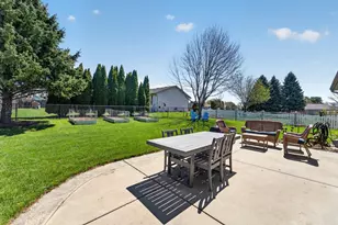 1107 Tara Dr, Sun Prairie, WI 53590 - Photo 32