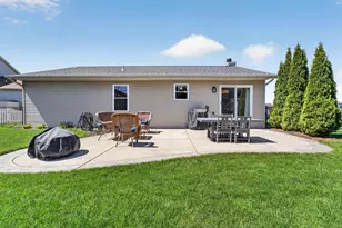 1107 Tara Dr, Sun Prairie, WI 53590 - Photo 36