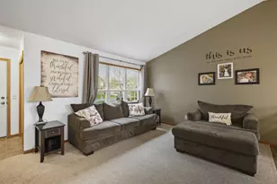 3637 Turning Leaf Dr, Madison, WI 53719 - Photo 8