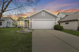 3637 Turning Leaf Dr, Madison, WI 53719 - Photo 32