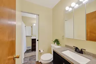 122 Gary Ct, Sun Prairie, WI 53590 - Photo 12