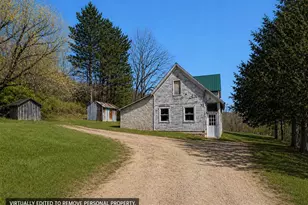 16047 Fry Dr, Cazenovia, WI 53924 - Photo 4