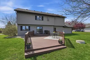 6715 Forest Park Dr, DeForest, WI 53532 - Photo 32