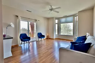 301 Harbour Town Dr, Madison, WI 53717 - Photo 18
