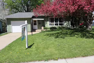730 Wilson St, Sun Prairie, WI 53590 - Photo 2