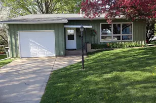730 Wilson St, Sun Prairie, WI 53590 - Photo 26