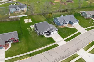 118 Nature’s Trl, Fall River, WI 53932 - Photo 20