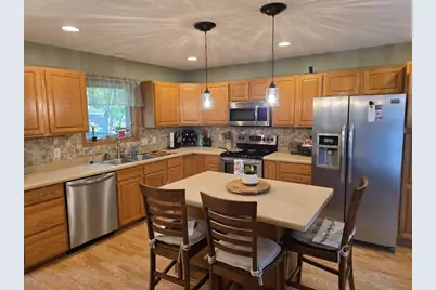 149 Pine View Drive, Madison, WI 53704 - Photo 6