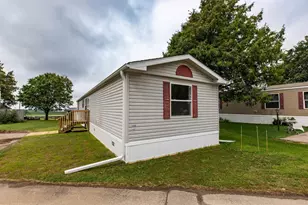 30972 County Road Xx, Platteville, WI 53818 - Photo 6