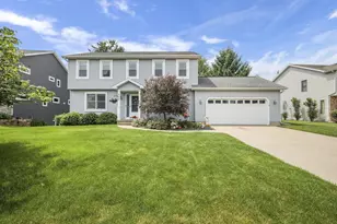 550 Harper Dr, Verona, WI 53593 - Photo 2