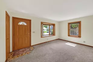 4205 Claire St, Madison, WI 53716 - Photo 14