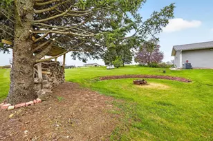 4210 Old Deerfield Rd, Deerfield, WI 53531 - Photo 44