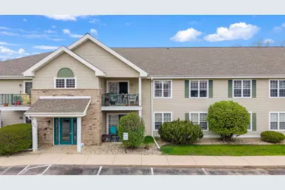 203 Kearney Way #304, Waunakee, WI 53597 - Photo 2